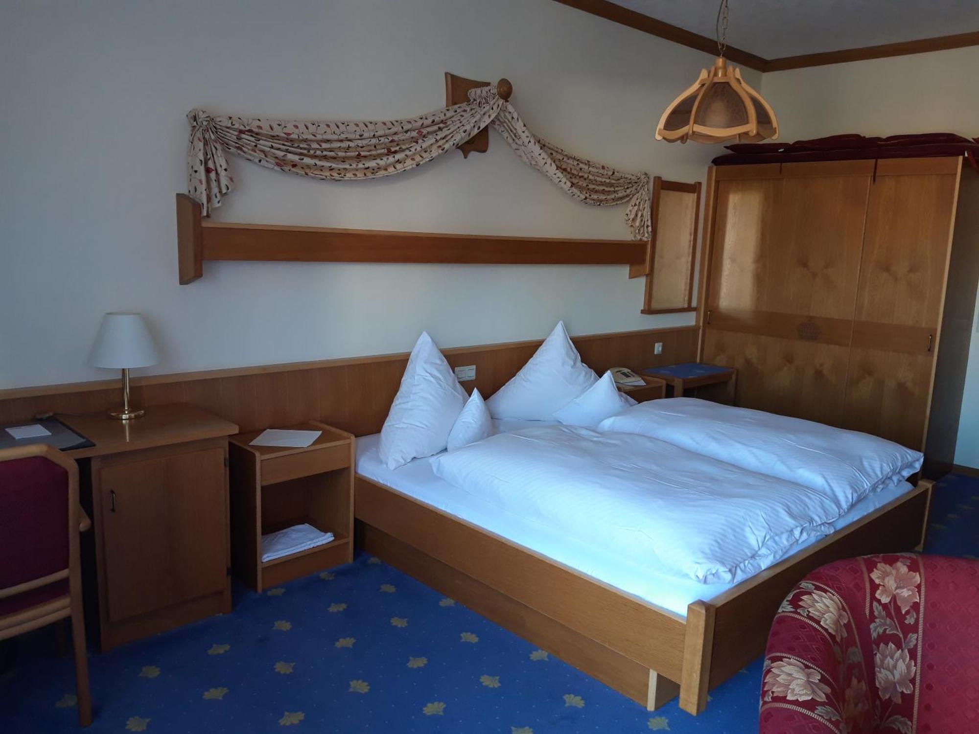 Bengel's Zur Krone Hotel Mulheim-Karlich